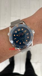 Omega Seamaster Diver 300M James Bond 007 Mavi Kadran 42mm Replika Saat