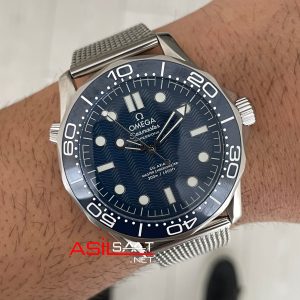 Omega Seamaster Diver 300M James Bond 007 Mavi Kadran 60th Anniversary 42mm Replika Saat
