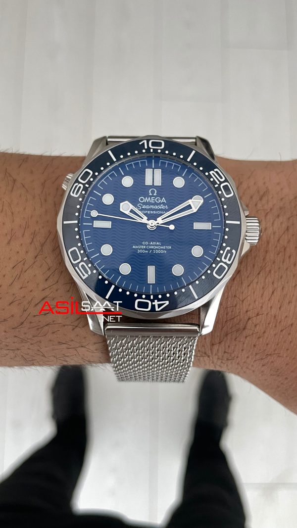 Omega Seamaster Diver 300M James Bond 007 Mavi Kadran 60th Anniversary 42mm Replika Saat Omega Seamaster Diver 300M James Bond 007 Mavi Kadran 60th Anniversary 42mm Replika Saat