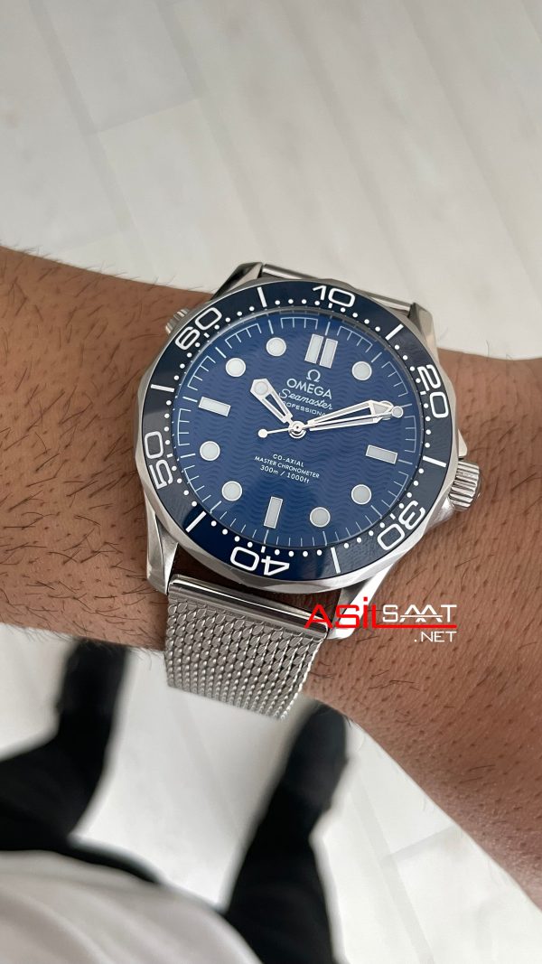Omega Seamaster Diver 300M James Bond 007 Mavi Kadran 60th Anniversary 42mm Replika Saat Omega Seamaster Diver 300M James Bond 007 Mavi Kadran 60th Anniversary 42mm Replika Saat