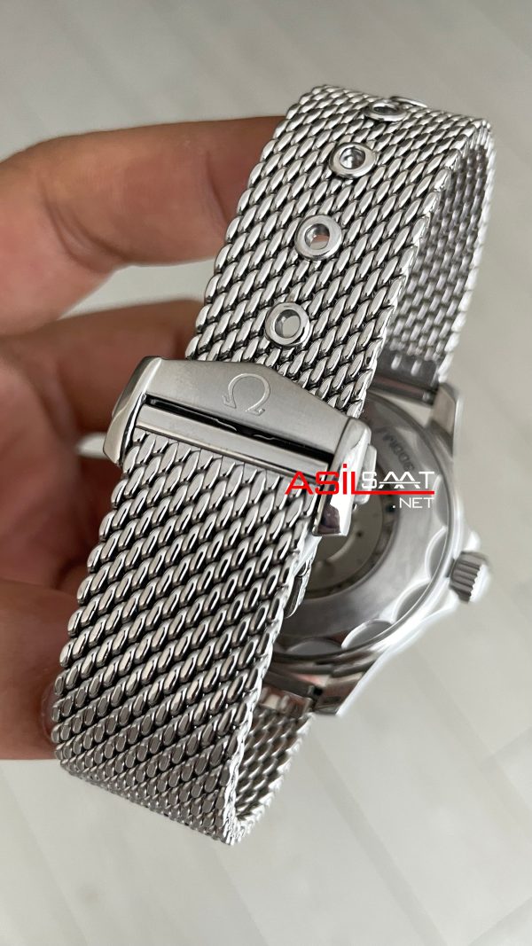 Omega Seamaster Diver 300M James Bond 007 Mavi Kadran 60th Anniversary 42mm Replika Saat Omega Seamaster Diver 300M James Bond 007 Mavi Kadran 60th Anniversary 42mm Replika Saat