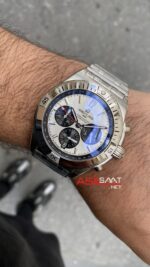 Breitling Chronomat B01 42mm Panda Replika Saat