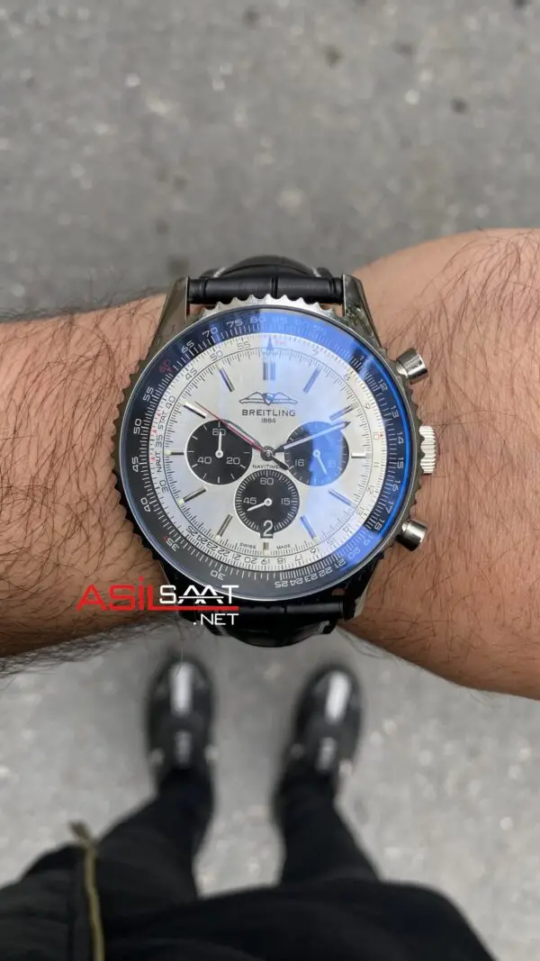 Breitling Navitimer Panda AB0138241G1P1 Replika Saat