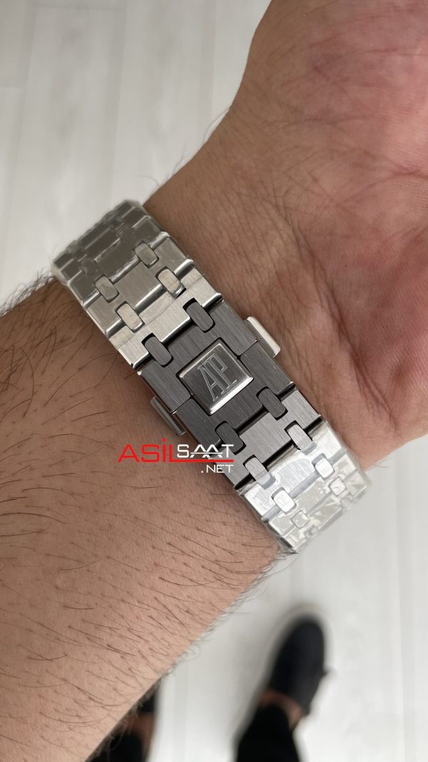 Audemars Piguet Royal Oak Chronograph 26331ST Mavi Kadran 41mm Silver Replika Saat Audemars Piguet Royal Oak Chronograph 26331ST Mavi Kadran 41mm Silver Replika Saat