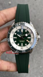 Breitling Superocean 44 mm Yeşil Replika Saat