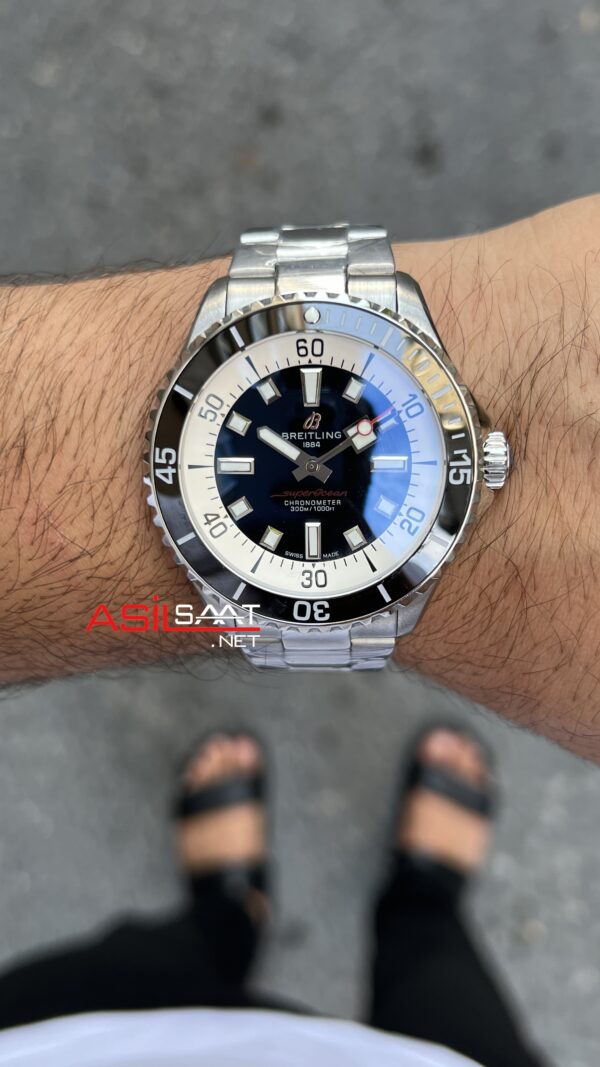 Breitling Superocean Siyah Replika Saat