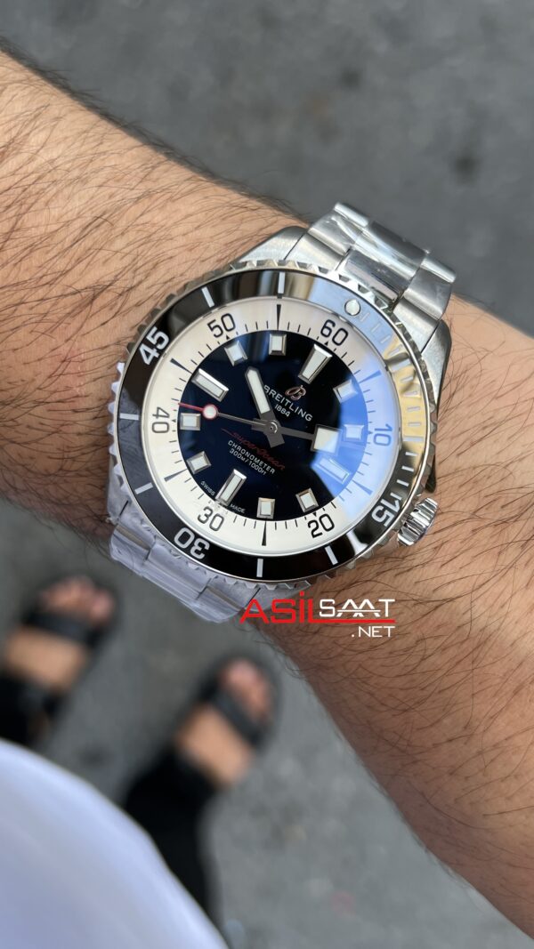 Breitling Superocean Siyah Replika Saat