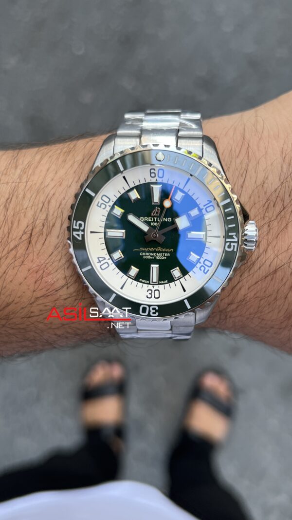 Breitling Superocean Yeşil Replika Saat