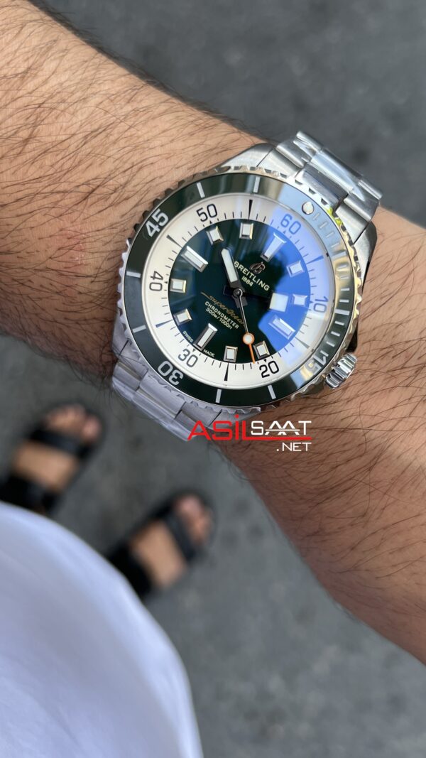 Breitling Superocean Yeşil Replika Saat