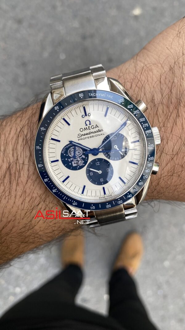 Omega Speedmaster Silver Snoopy Award 50th Anniversary 42 mm Mavi