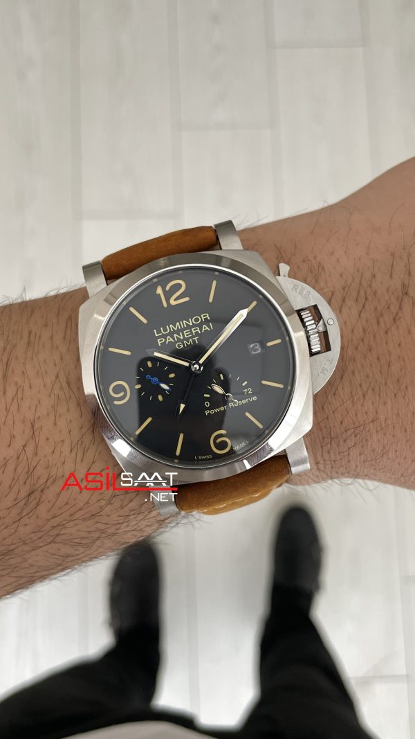 Panerai Luminor GMT Power Reserve PAM01321 Kahverengi 44mm Silver Replika Saat Panerai Luminor GMT Power Reserve PAM01321 Kahverengi 44mm Silver Replika Saat
