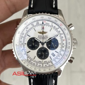 Breitling Navitimer B01 Chronograph Panda AB0127 Beyaz Kadran 45mm Erkek Kol Saati