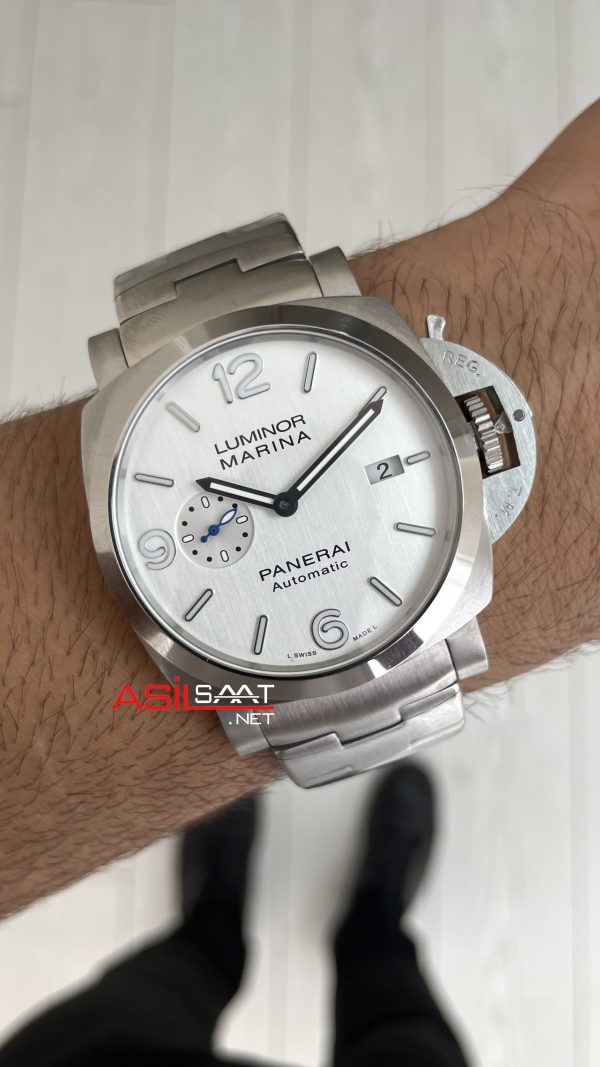Panerai Luminor Marina PAM00978 Beyaz Kadran 44mm Silver Replika Saat Panerai Luminor Marina PAM00978 Beyaz Kadran 44mm Silver Replika Saat