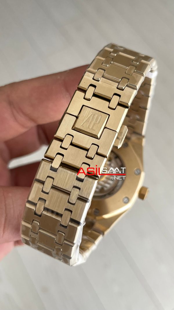 Audemars Piguet Royal Oak Jumbo Extra Thin Gold 15202 Replika Saat