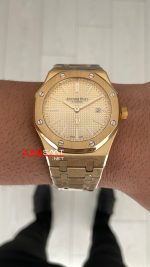 Audemars Piguet Royal Oak Jumbo Extra Thin Gold 15202 Replika Saat