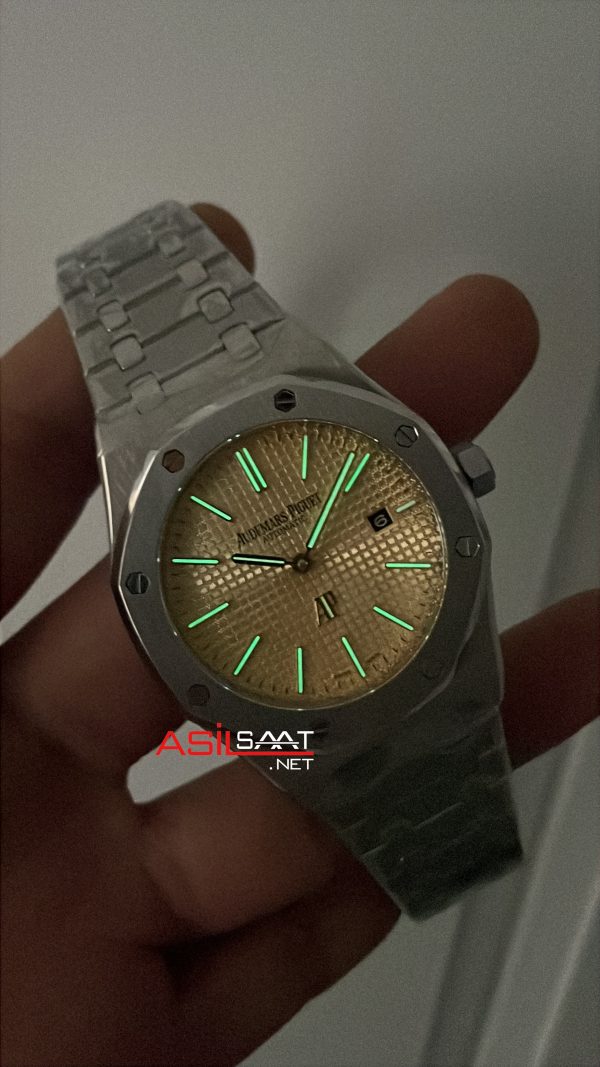 Audemars Piguet Royal Oak Jumbo Extra Thin Somon Kadran 15202BC Replika Saat Audemars Piguet Royal Oak Jumbo Extra Thin Somon Kadran 15202BC Replika Saat
