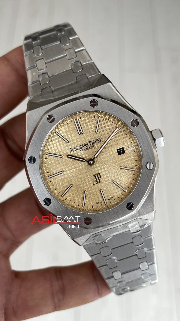 Audemars Piguet Royal Oak Jumbo Extra Thin Somon Kadran 15202BC Replika Saat Audemars Piguet Royal Oak Jumbo Extra Thin Somon Kadran 15202BC Replika Saat