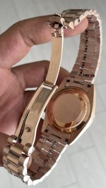 Rolex Day Date Chocolate 228235 President 40mm Rosegold Smooth Bezel Replika Saat