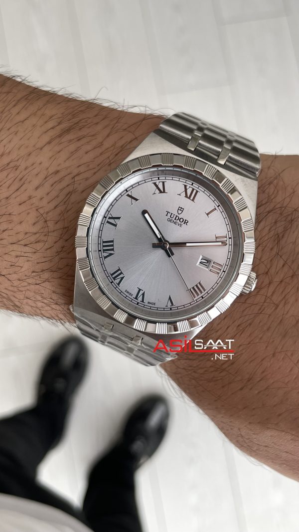 Tudor Royal Beyaz Tudor Royal Beyaz