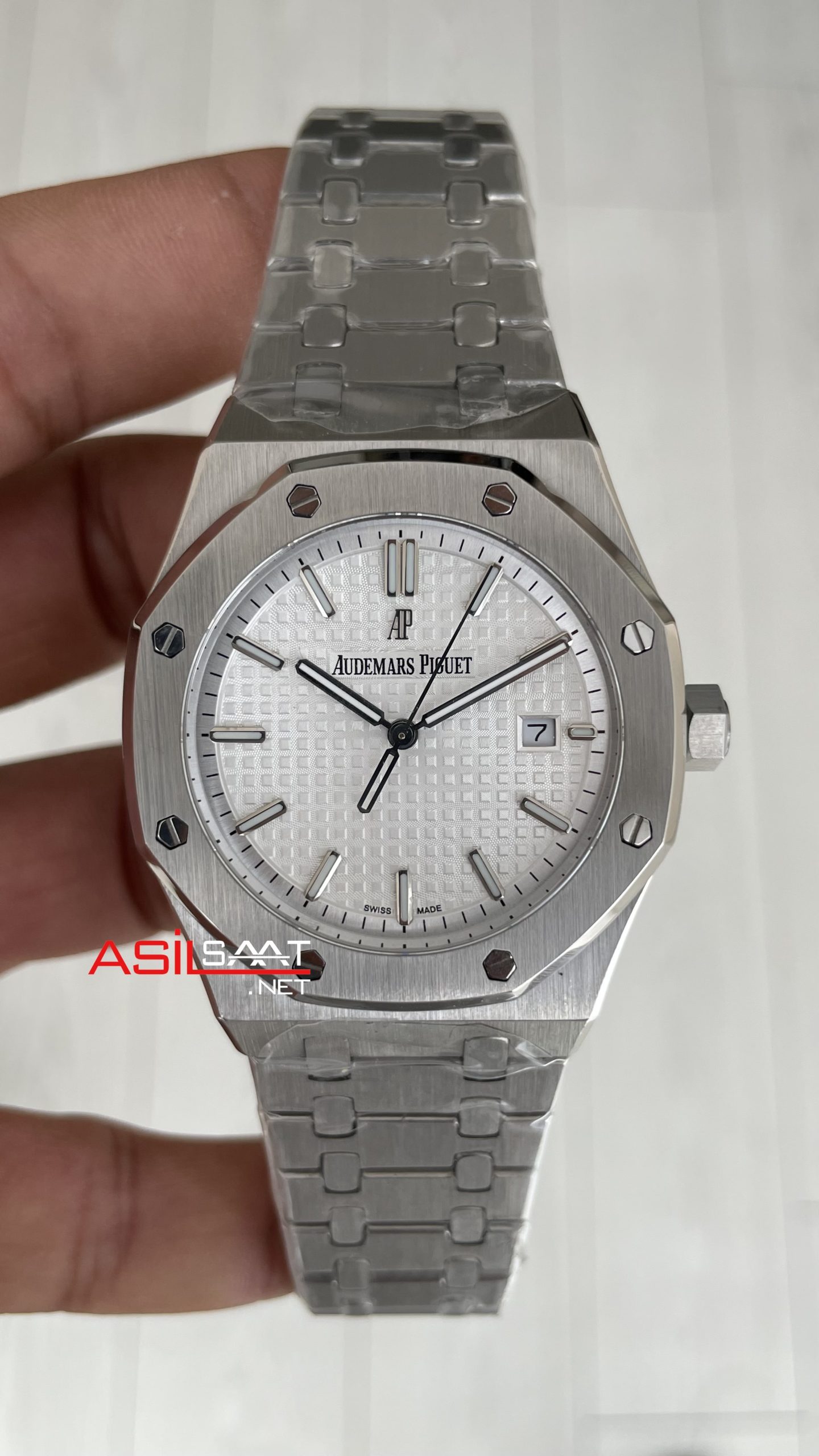 Audemars Piguet Royal Oak Beyaz Kadran 15510ST Replika Saat Audemars Piguet Royal Oak Beyaz Kadran 15510ST Replika Saat