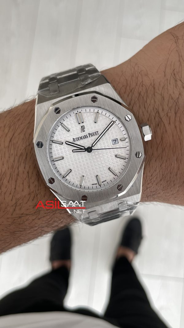 Audemars Piguet Royal Oak Beyaz Kadran 15510ST Replika Saat Audemars Piguet Royal Oak Beyaz Kadran 15510ST Replika Saat