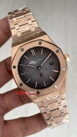 Audemars Piguet Royal Oak Jumbo Extra Thin Füme Gri Kadran 16202OR Rose 50th Anniversary Replika Saat