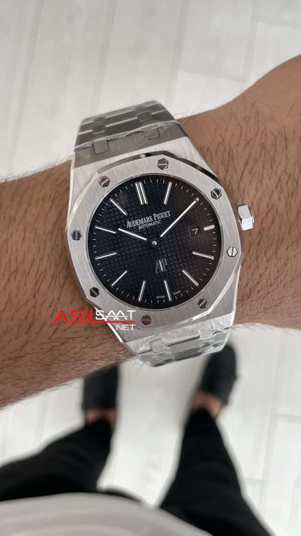 Audemars Piguet Royal Oak Jumbo Extra Thin Siyah Kadran 16202ST 50th Anniversary Replika Saat