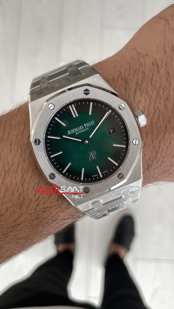 Audemars Piguet Royal Oak Jumbo Extra Thin Yeşil Kadran 16202PT 50th Anniversary Replika Saat