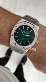 Audemars Piguet Royal Oak Jumbo Extra Thin Yeşil Kadran 16202PT 50th Anniversary Replika Saat
