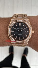 Audemars Piguet Royal Oak Siyah Kadran 15400OR Diamond Rose Replika Saat