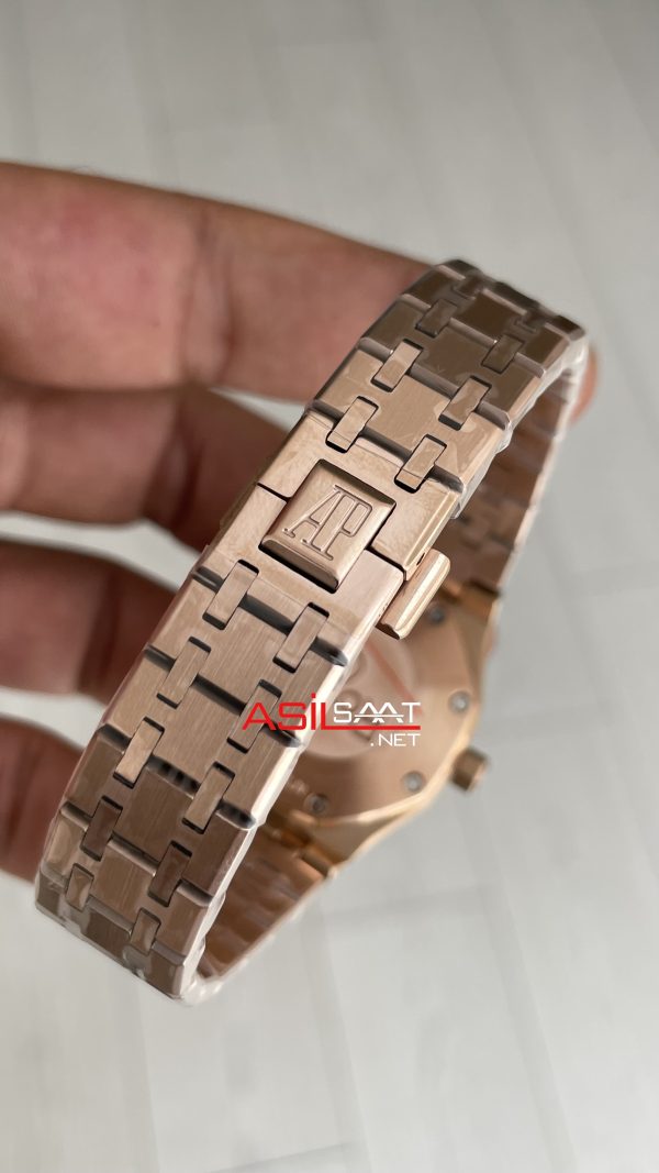 Audemars Piguet Royal Oak Lady Beyaz Kadran 67650OR Rose 33mm Kadın Replika Saat
