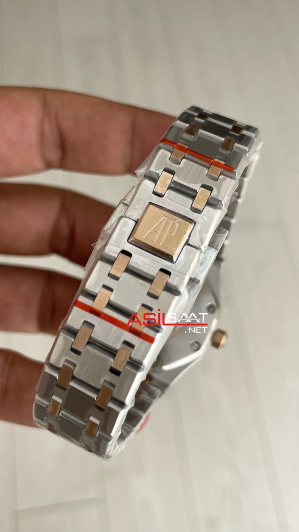 Audemars Piguet Royal Oak Lady Beyaz Kadran 67651SR Silver Rose 33mm Kadın Replika Saat