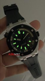 Audemars Piguet Royal Oak Offshore Diver 15720CN Siyah Kadran 42 mm Replika Saat