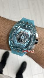 Hublot Spirit Of Big Bang Sang Bleu Water Blue Sapphire 44mm Şeffaf Su Mavisi Replika Saat