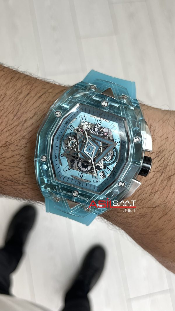 Hublot Spirit Of Big Bang Sang Bleu Water Blue Sapphire 44mm Şeffaf Su Mavisi Replika Saat Hublot Spirit Of Big Bang Sang Bleu Water Blue Sapphire 44mm Şeffaf Su Mavisi Replika Saat