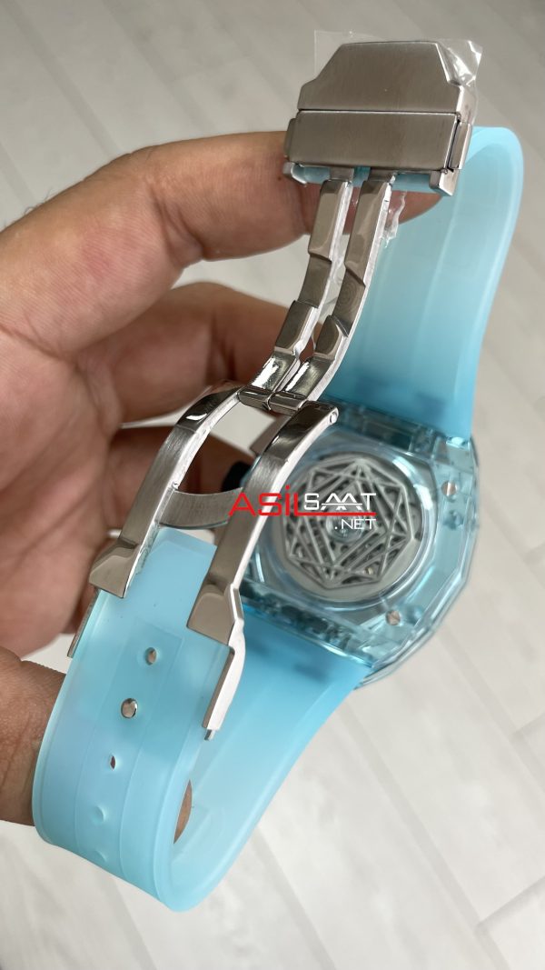 Hublot Spirit Of Big Bang Sang Bleu Water Blue Sapphire 44mm Şeffaf Su Mavisi Replika Saat Hublot Spirit Of Big Bang Sang Bleu Water Blue Sapphire 44mm Şeffaf Su Mavisi Replika Saat