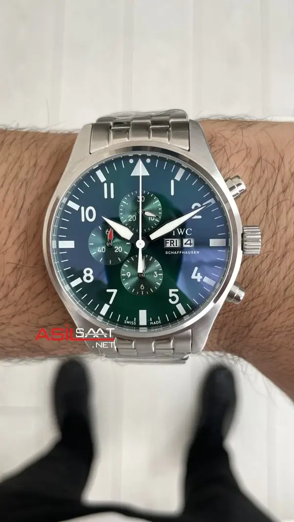 IWC Pilot Chronograph Green IW388104 Yeşil Kadran 43mm Replika Saat