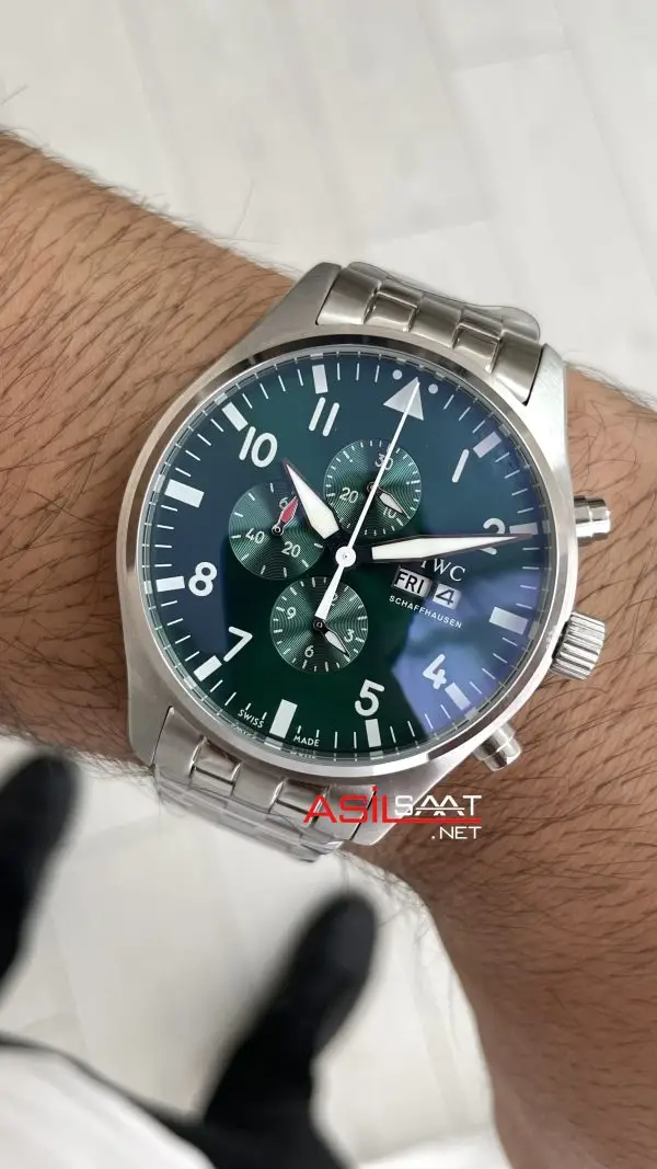 IWC Pilot Chronograph Green IW388104 Yeşil Kadran 43mm Replika Saat