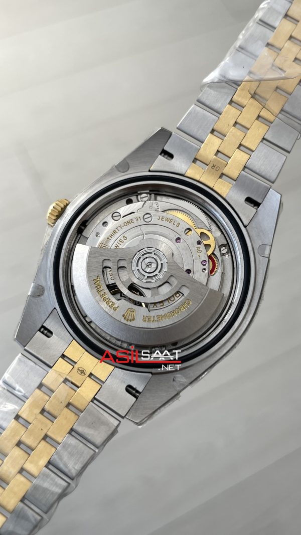 Rolex Datejust Champagne Diamond Dial 126333 Jubilee Two Tone Gold 41mm ETA Swiss