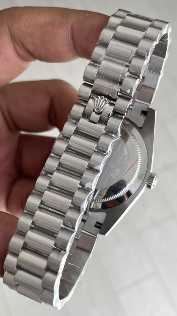 Rolex Day Date Mavi Kadran 228239 Blue Ombre Roman Dial 40mm Replika Saat
