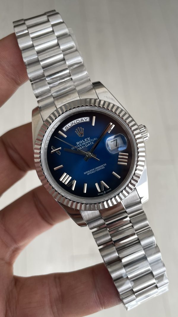 Rolex Day Date Mavi Kadran 228239 Blue Ombre Roman Dial 40mm Replika Saat