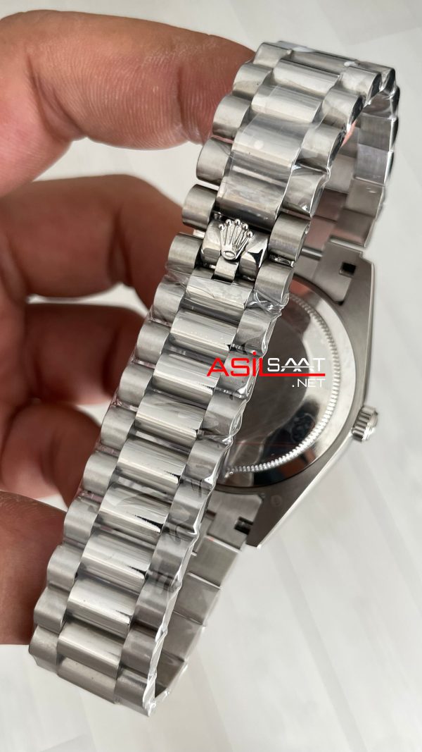 Rolex Day Date Mavi Kadran 228239 Blue Ombre Roman Dial 40mm Replika Saat