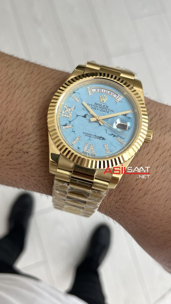 Rolex Day Date Turkuaz 128238 Turquoise Diamond Roman Dial Gold 40mm Replika Saat