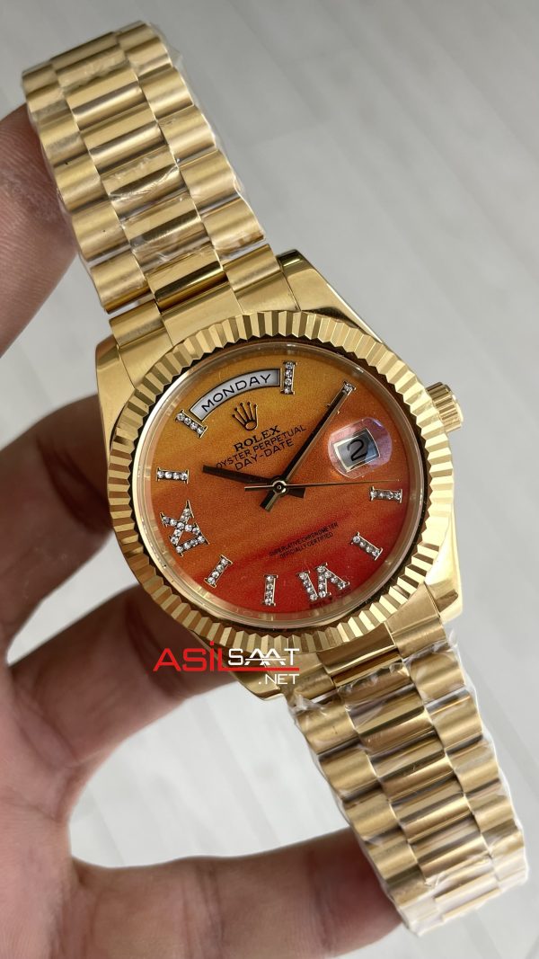Rolex Day Date Turuncu 128238 Orange Carnelian Diamond Roman Dial Gold 40mm Replika Saat