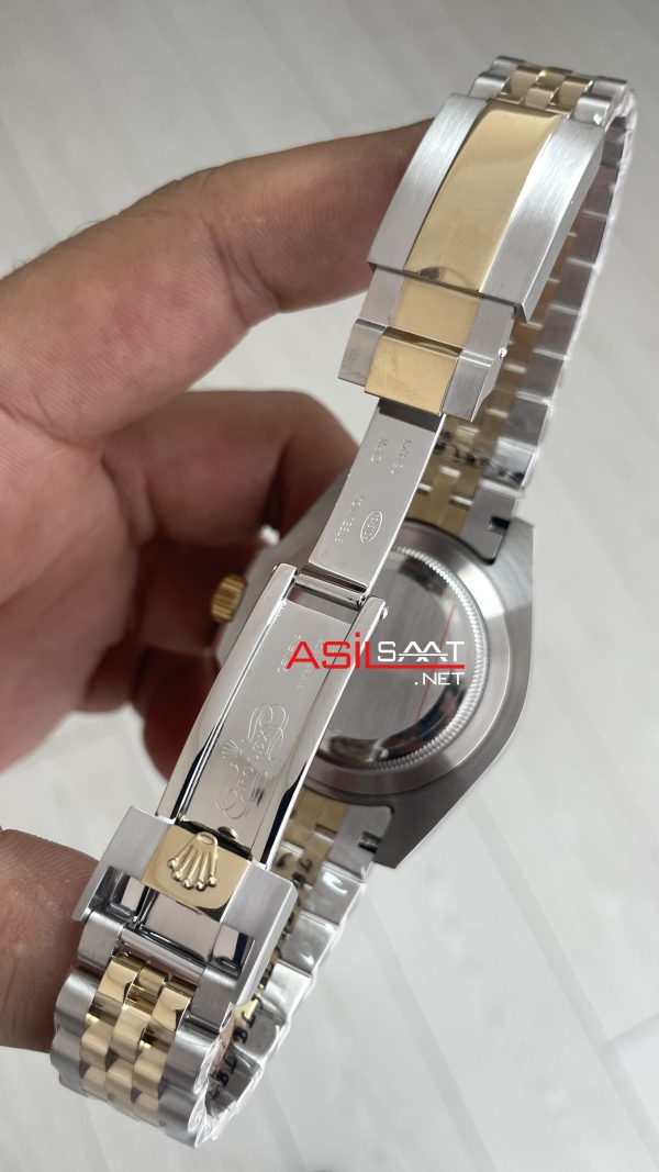 Rolex Tiger Iron Dial Zombie 126713GRNR Jubilee Gmt Master II Two Tone Gold 40 mm Replika Saat