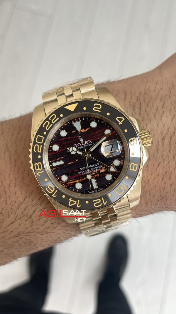 Rolex Tiger Iron Dial 126718GRNR Gmt Master II Jubilee Gold 40mm Replika Saat Rolex Tiger Iron Dial 126718GRNR Gmt Master II Jubilee Gold 40mm Replika Saat