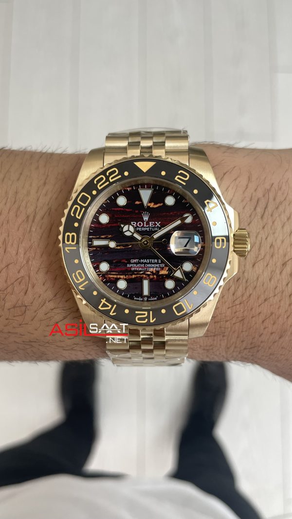 Rolex Tiger Iron Dial 126718GRNR Gmt Master II Jubilee Gold 40mm Replika Saat Rolex Tiger Iron Dial 126718GRNR Gmt Master II Jubilee Gold 40mm Replika Saat