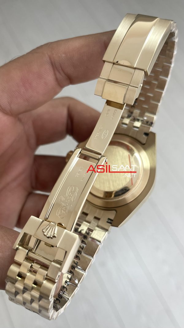 Rolex Tiger Iron Dial 126718GRNR Gmt Master II Jubilee Gold 40mm Replika Saat Rolex Tiger Iron Dial 126718GRNR Gmt Master II Jubilee Gold 40mm Replika Saat