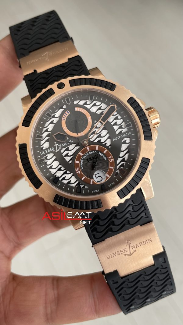 Ulysse Nardin Marine Diver Chronometer Siyah Kadran Rose 43mm Replika Saat