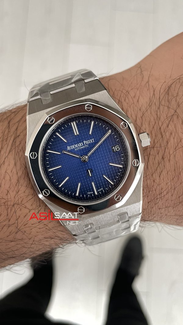 Audemars Piguet Royal Oak Jumbo Extra Thin 15202IP Titanium Mavi Kadran 39mm Super Clone ETA Swiss ZF Factory